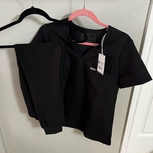FIGS scrubs
